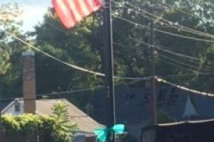 Clinton-ribbon-flag-pole