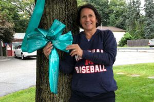 Chester Nj Woman Tealed Tree